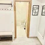 Aki Rin 布加勒斯特